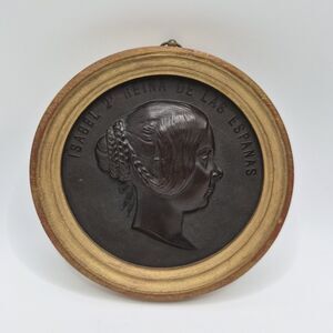 RARE 19th Century 'Bois Durci' Medallion Isabel 2 Reina De Las Espanas
